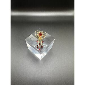 Vintage Unmarked Gold Tone Red and White Rhinestone Metal Heart Brooch